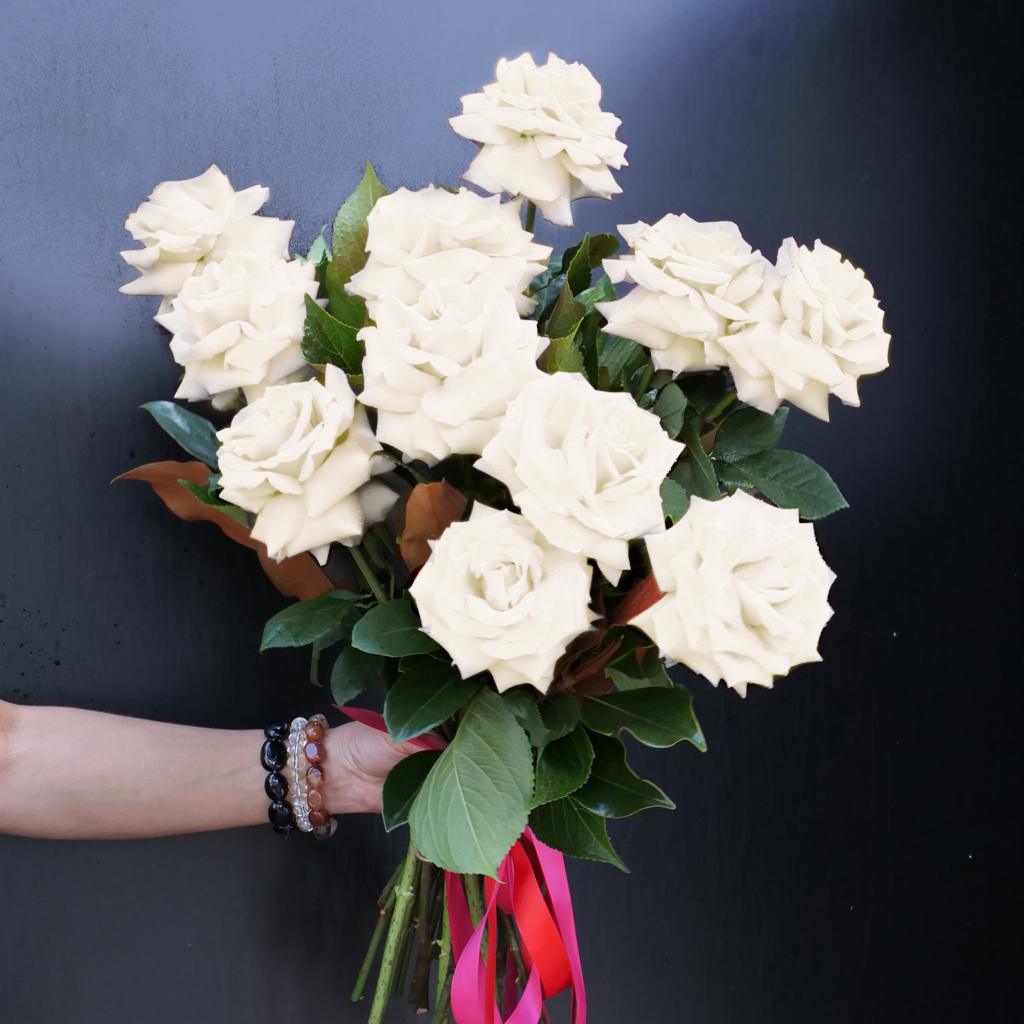 Valentine's One Dozen stems bouquet